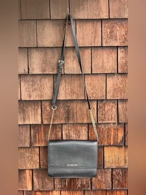 Michael Kors black leather crossbody - spacious